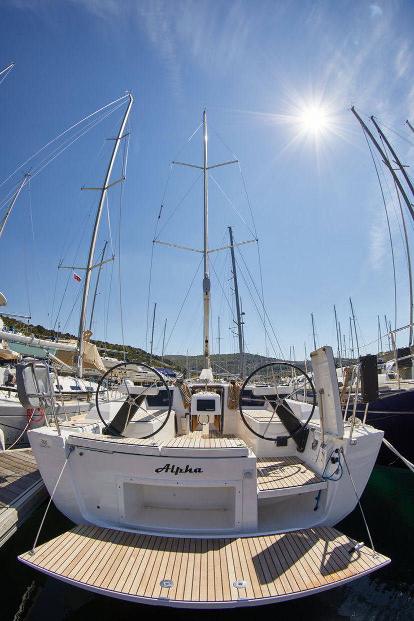 Dufour Yachts 36 Alpha