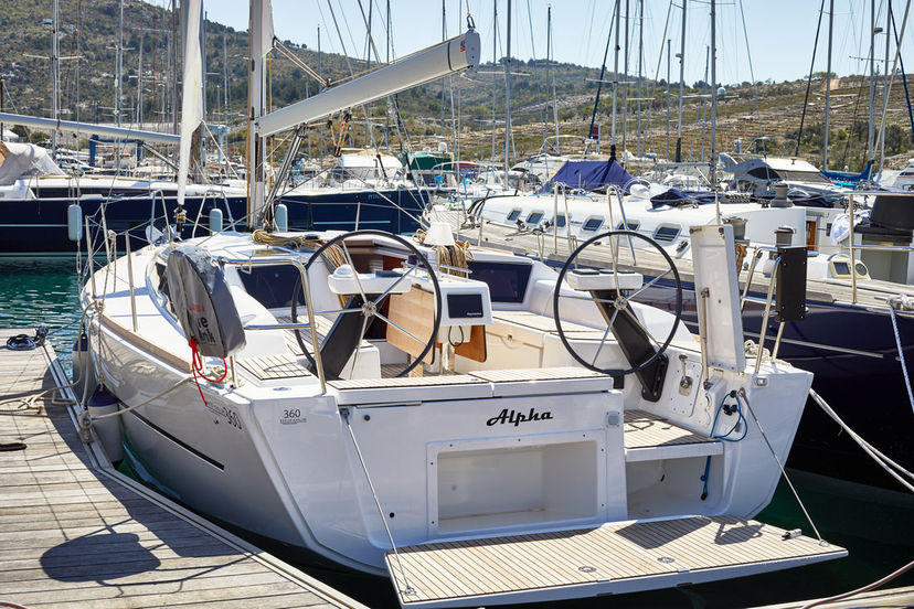 Dufour Yachts 36 Alpha