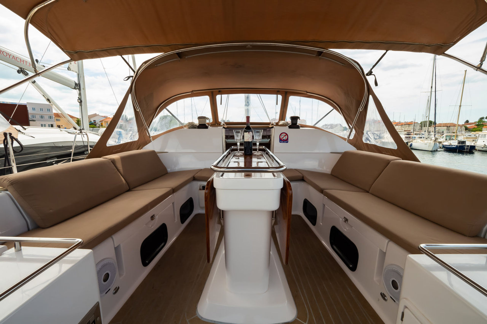 nausys-8697458-8682001-n2.jpg
