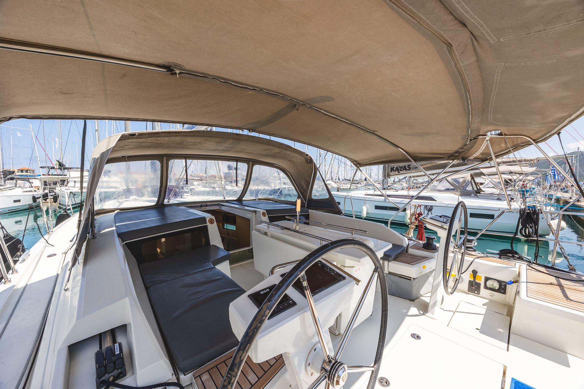 nausys-8787131-845172-n1.JPG