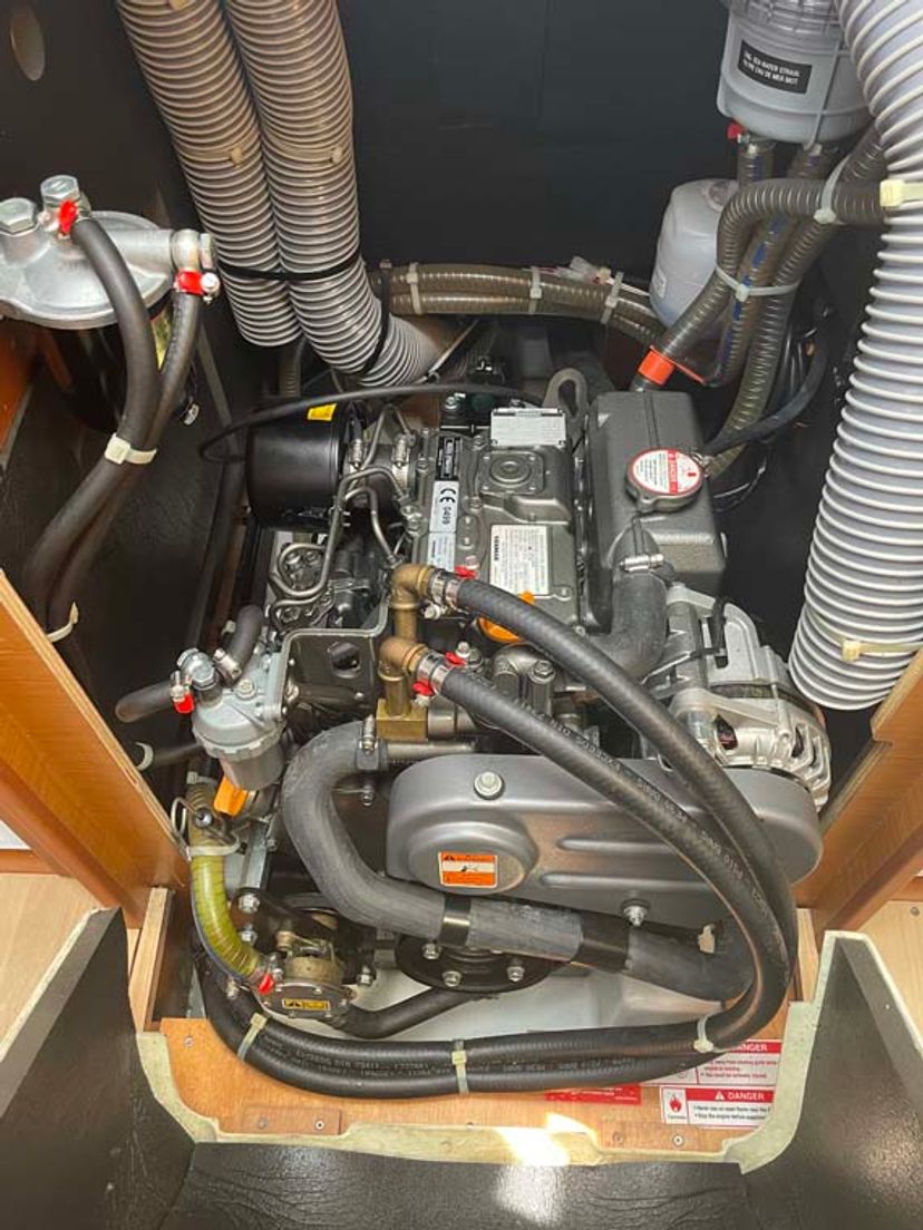 Jeanneau 49 Castor