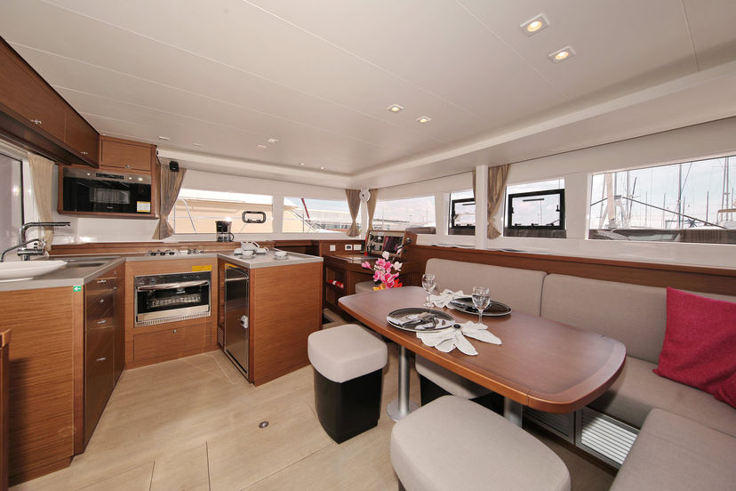 Lagoon 45 Paradise