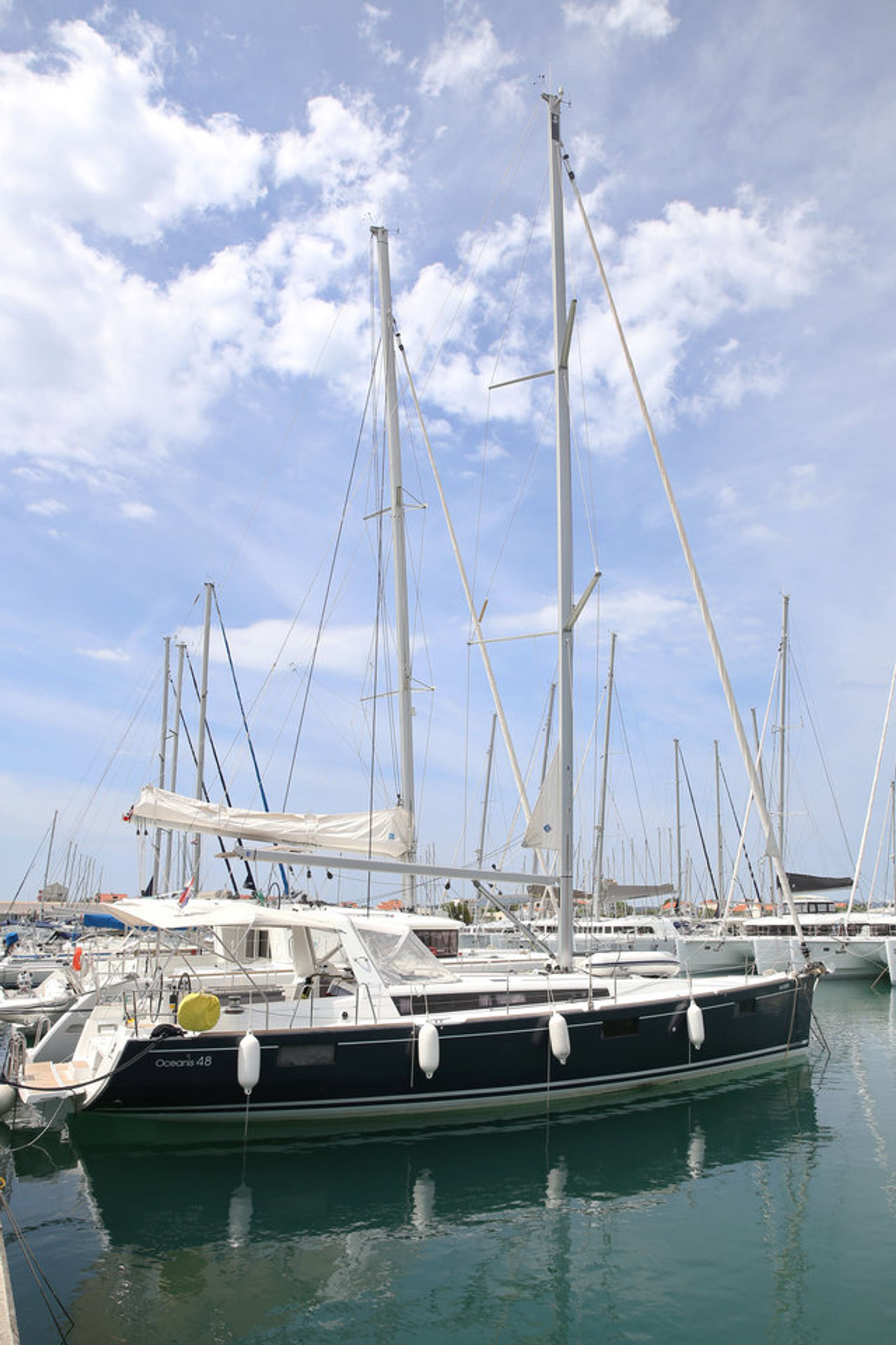 nausys-9550486-522222-main.jpg