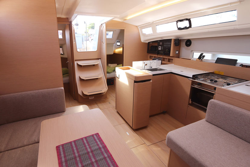 Jeanneau 410 Aris