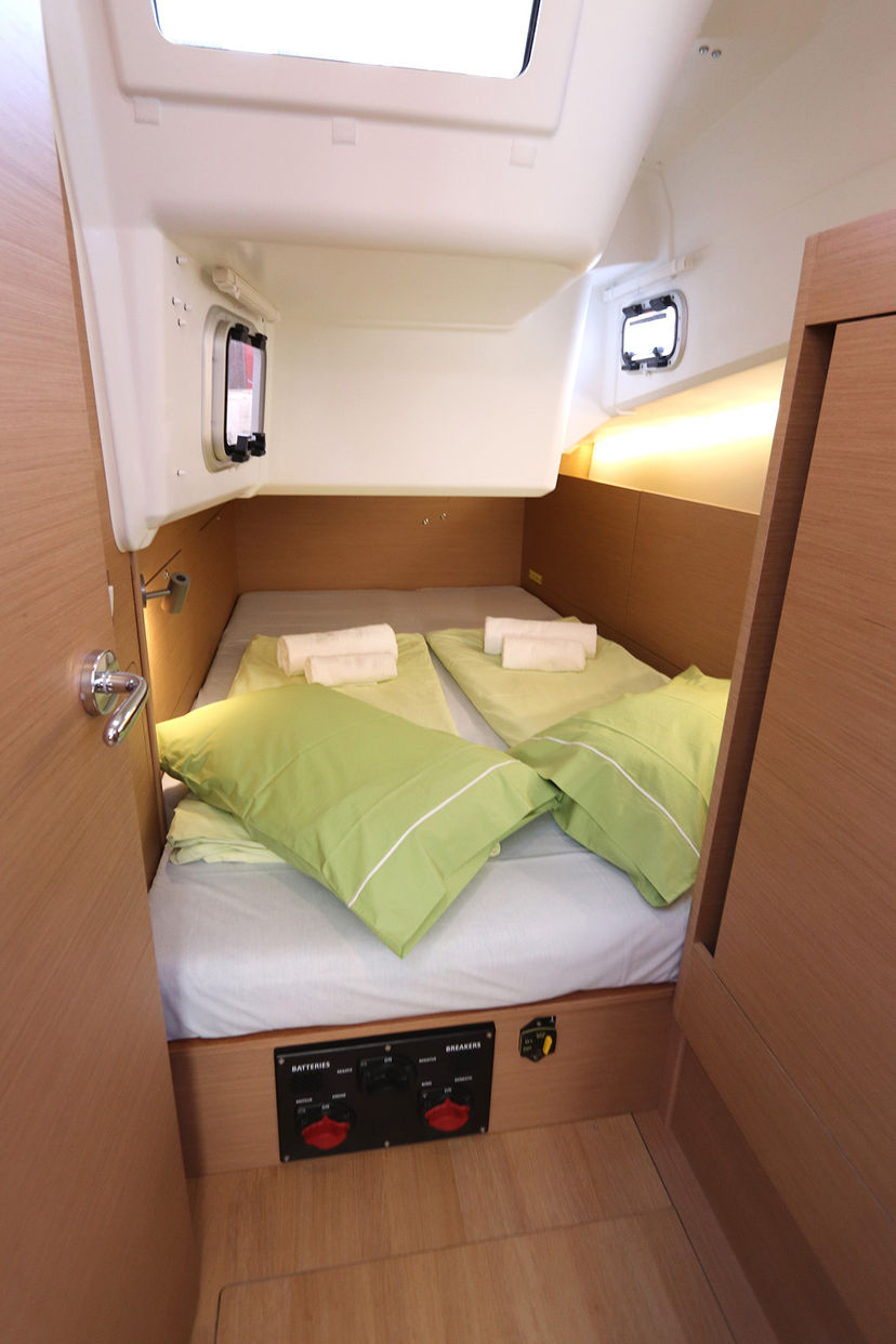 Jeanneau 410 Aris