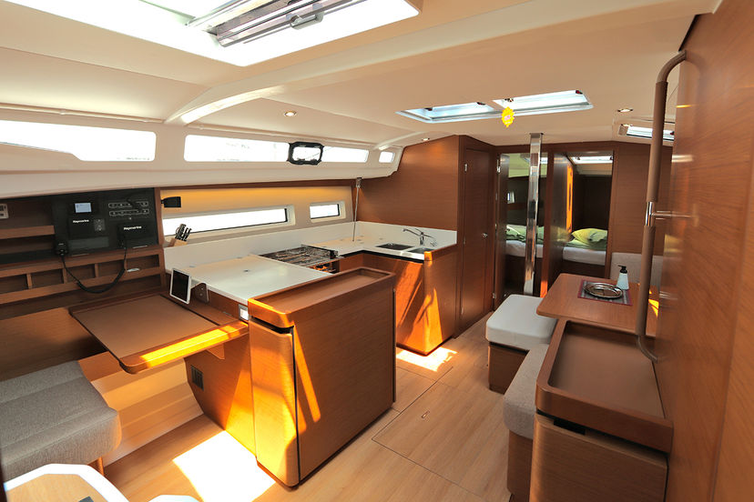 Jeanneau 40 Ermis