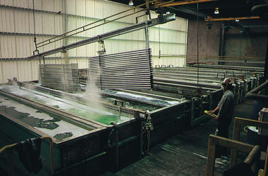 An anosiding tank LED Education