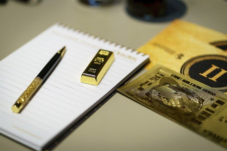 investing in gold