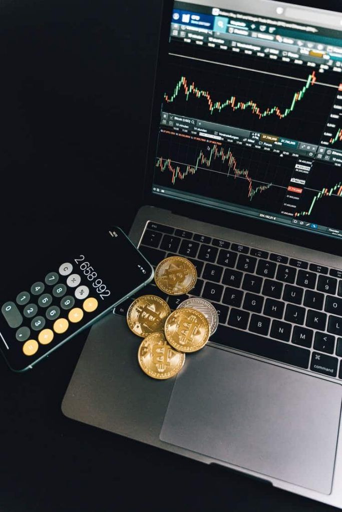 how to trade crypto to make money