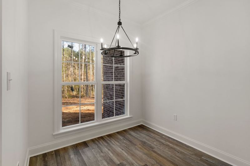 Ms 44 09 dining area — 896 HWY 44, Sumrall MS