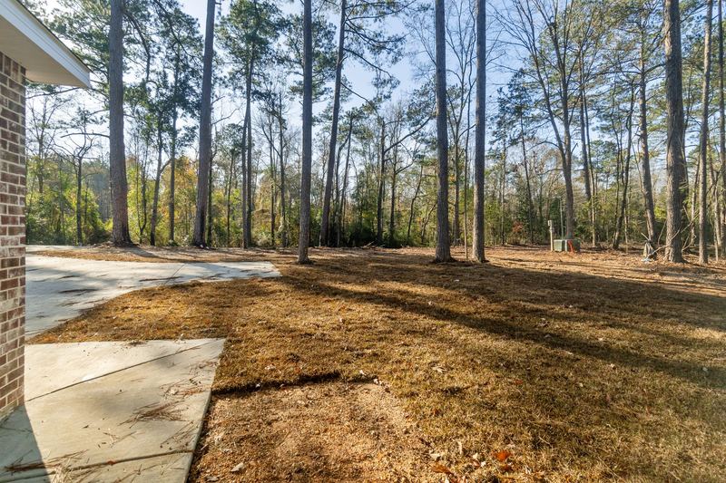 Ms 44 34 front yard — 896 HWY 44, Sumrall MS