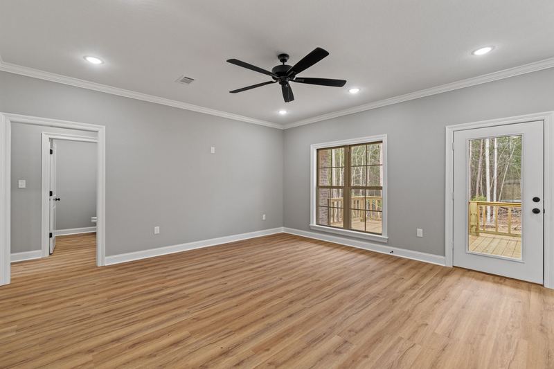Ms 44 02 great room — 904 HWY 44, Sumrall MS