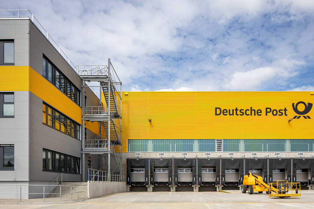 Außenansicht der Hallenreferenz DHL Ludwigsfelde 