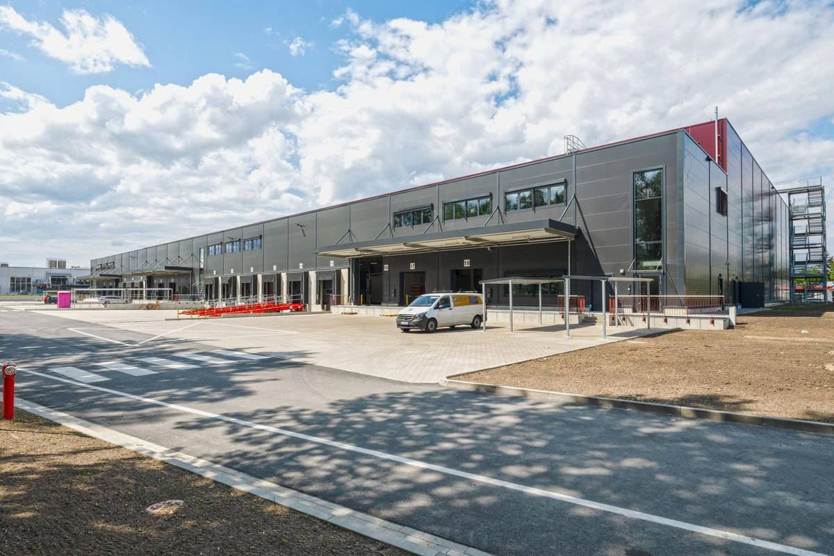 Exterior view of the industrial building reference Patrizia Berlin