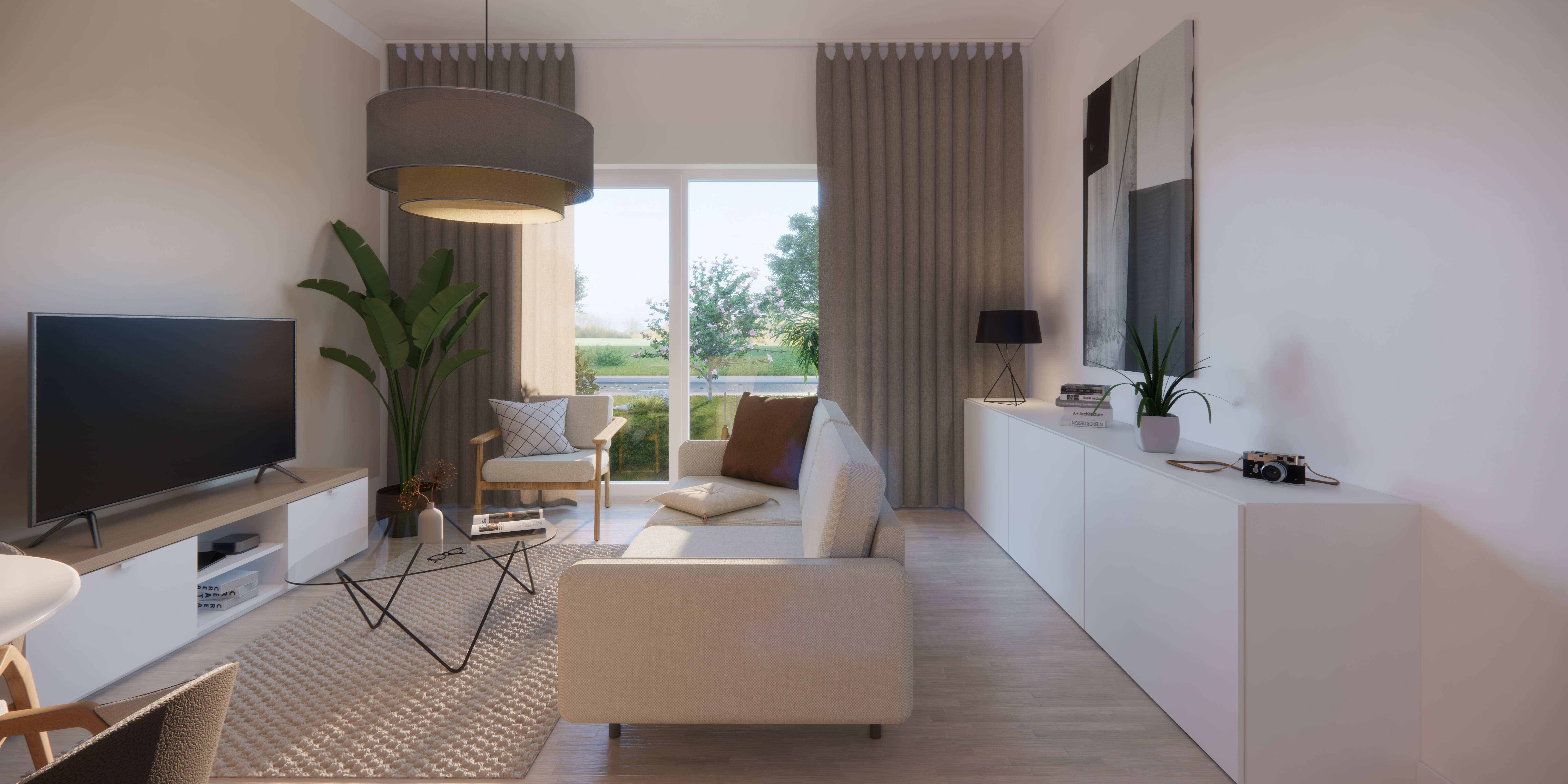 Moderner, lichtdurchfluteter Wohnraum mit cremefarbenem Sofa, großem Fenster, Flachbildfernseher und dekorativen Pflanzen.