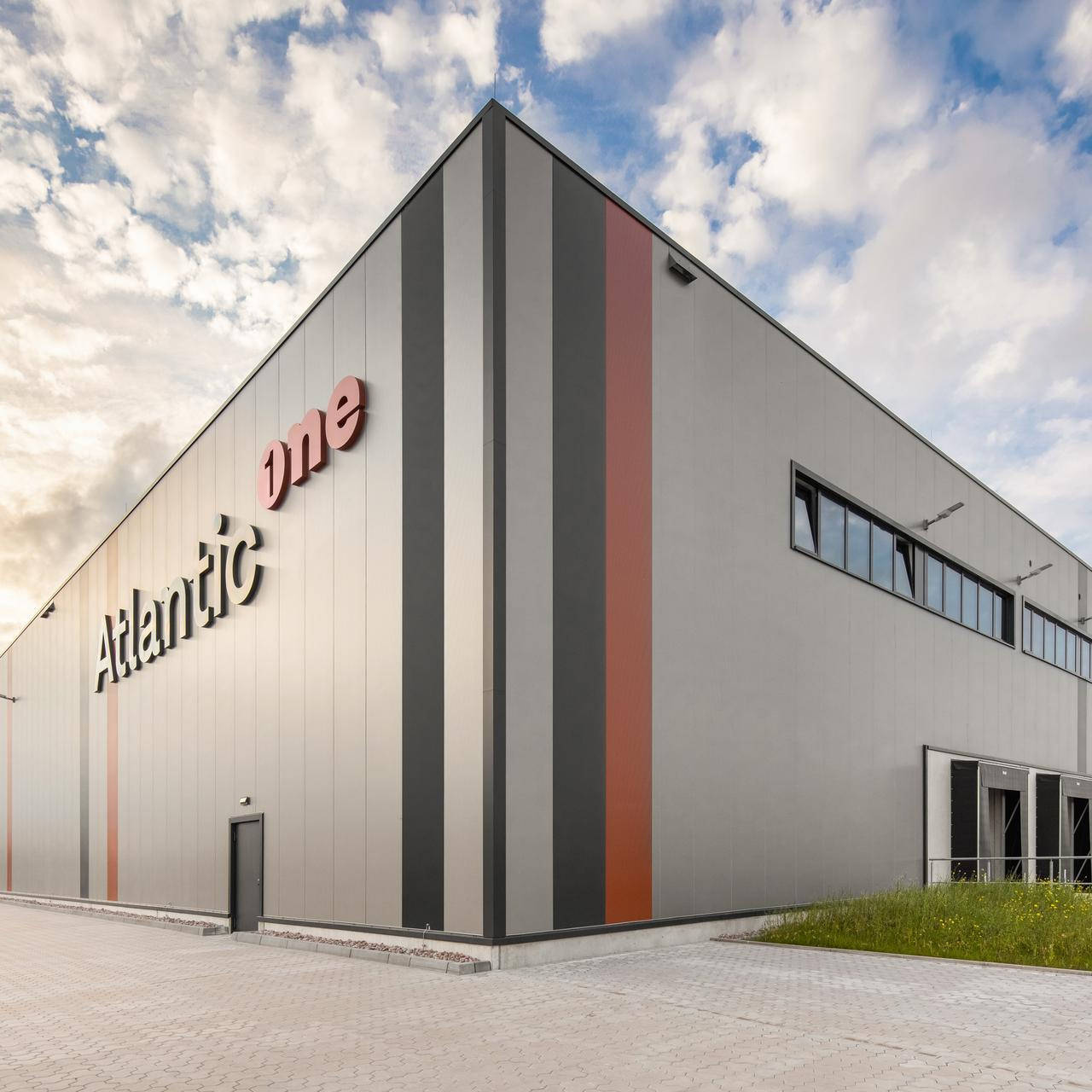 Exterior view of the industrial building reference Atlantic One in Wilhelmshaven