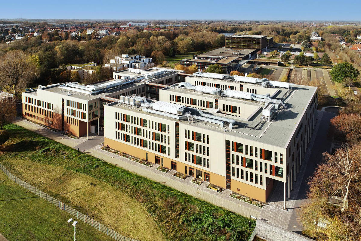 Exterior view of the office building reference “Zukunftsmeile“ in Paderborn