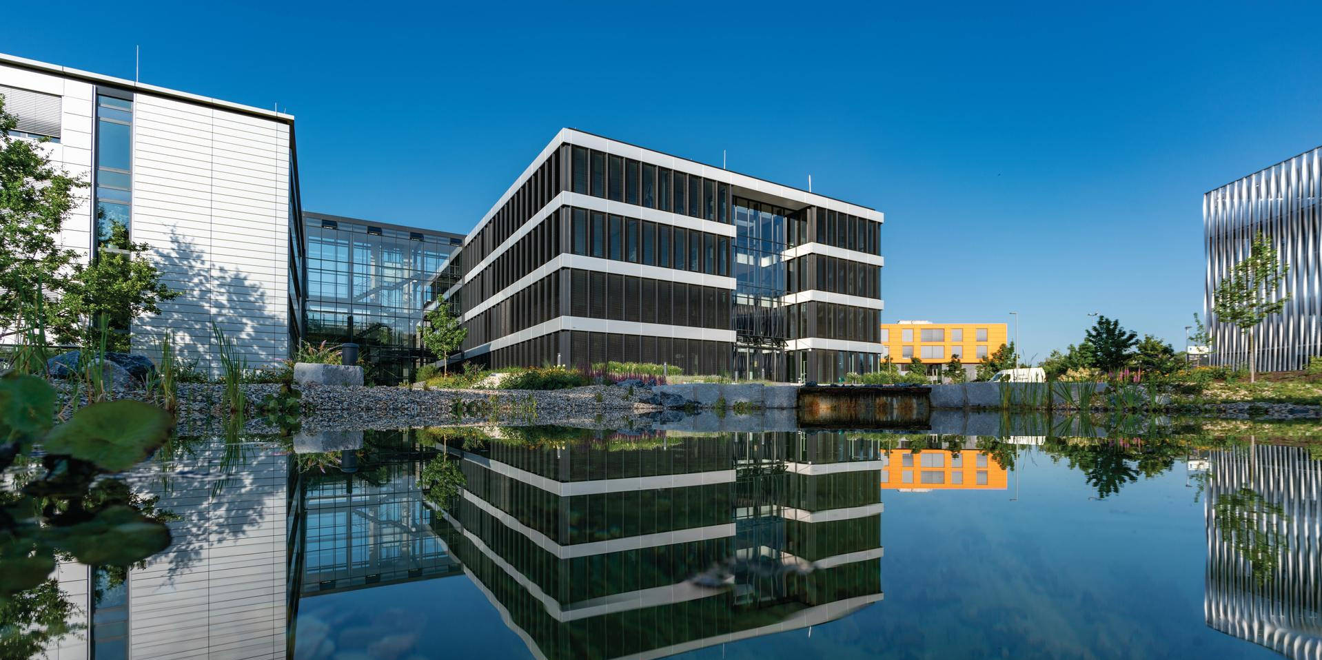 Außenansicht der Erweiterung der GOLDBECK-Zentrale in Bielefeld.