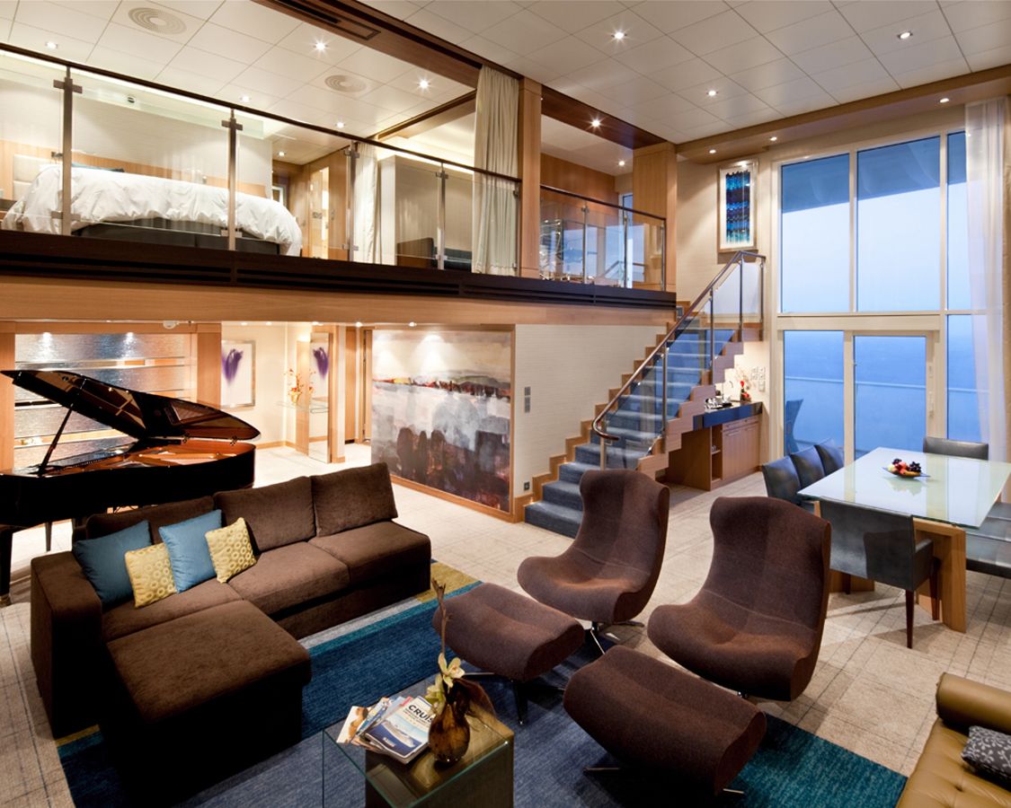 Apartament Royal Loft categoria RL pe Allure of the Seas