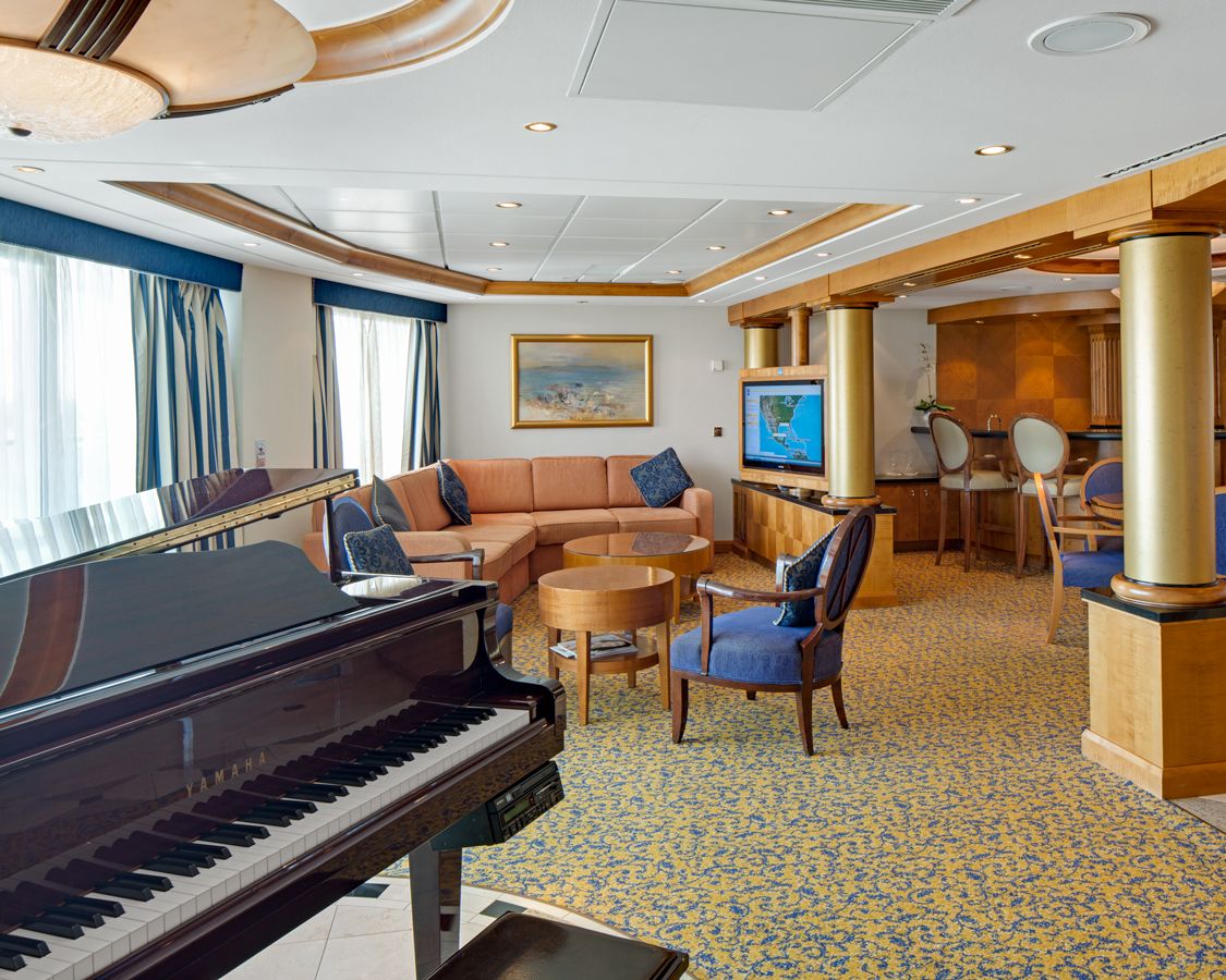 Apartament Royal Suite categoria RS pe Brilliance of the Seas