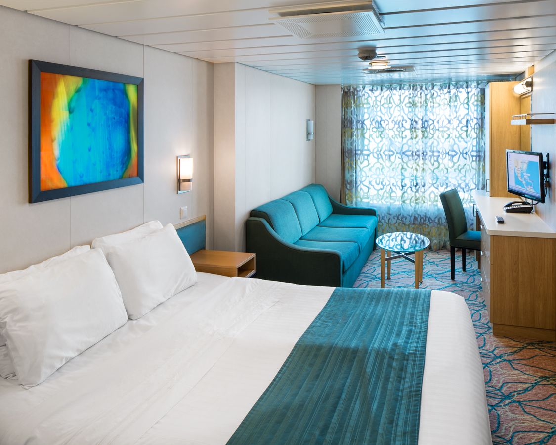 Cabina cu vedere la ocean categoria 1M pe Enchantment of the Seas