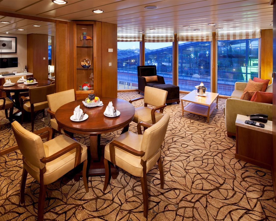Apartamente pe vasul Celebrity Infinity