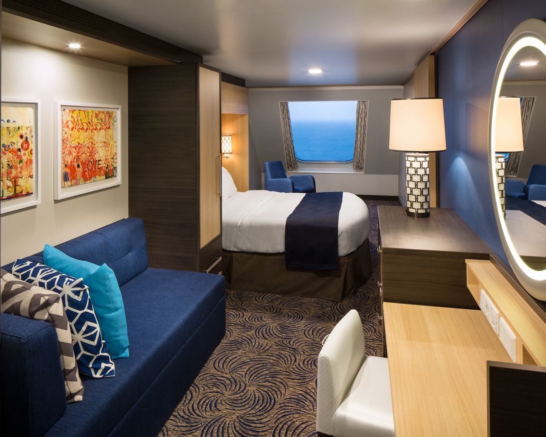 Cabina cu vedere la ocean categoria 1M pe Ovation of the Seas