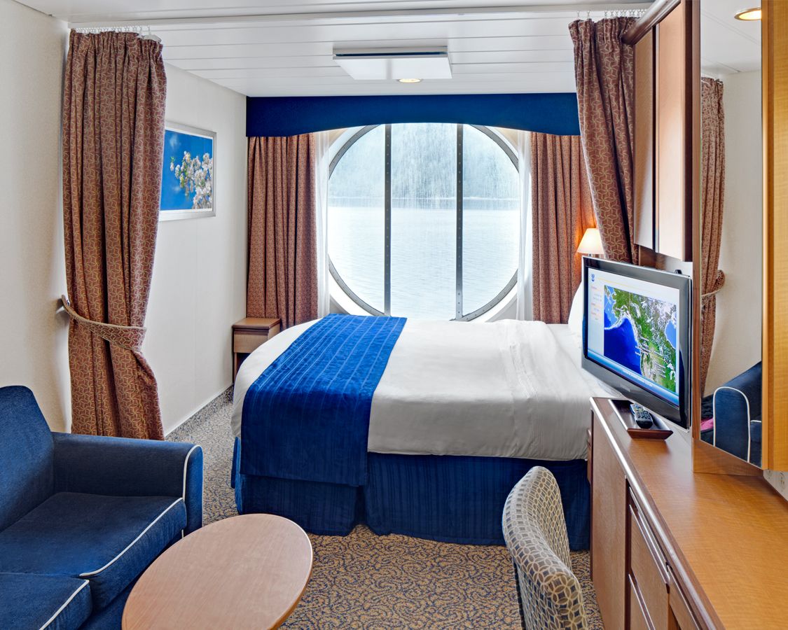 Cabina cu vedere la ocean categoria 2M pe Radiance of the Seas