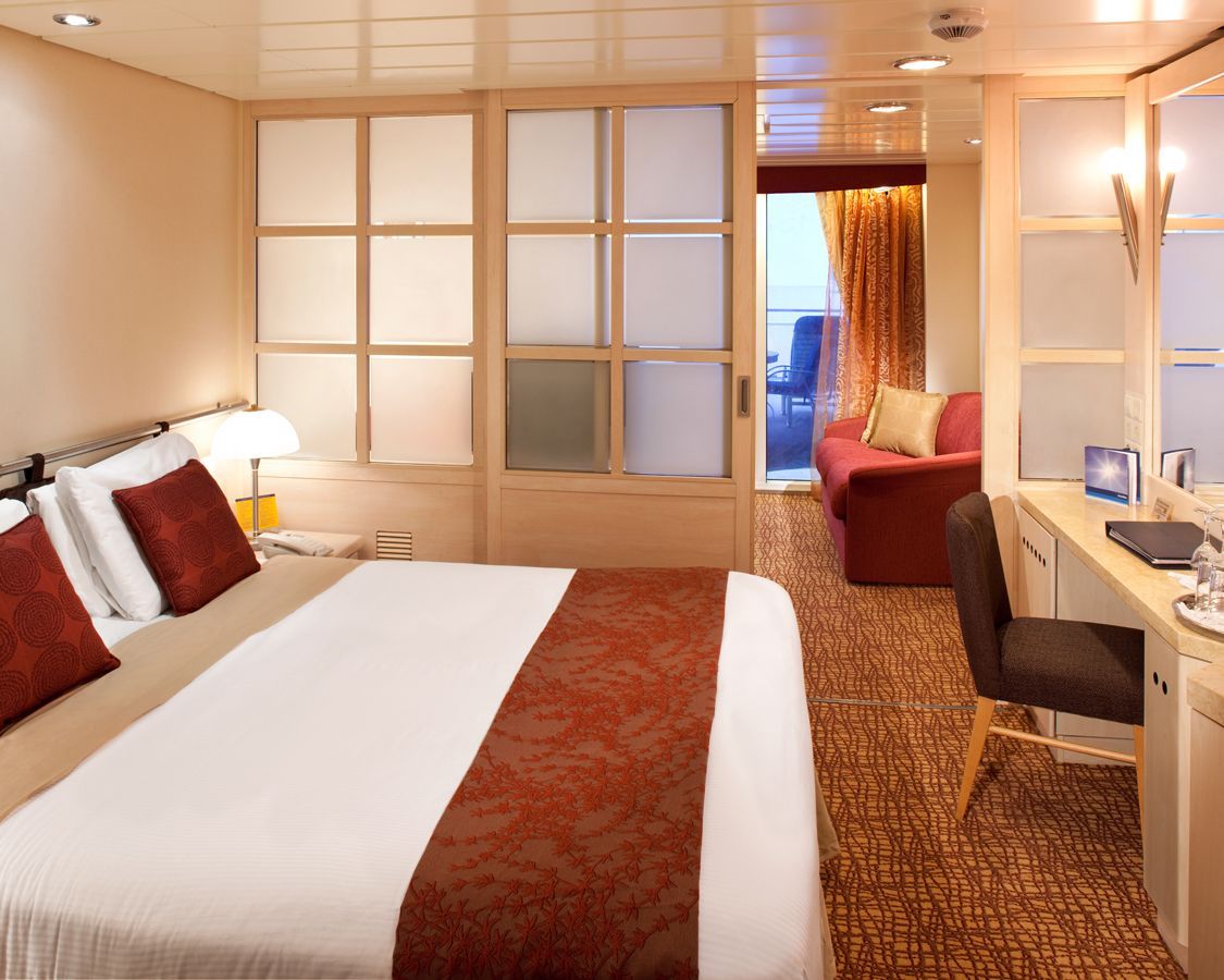 Cabina Family Veranda categoria FV pe Celebrity Reflection