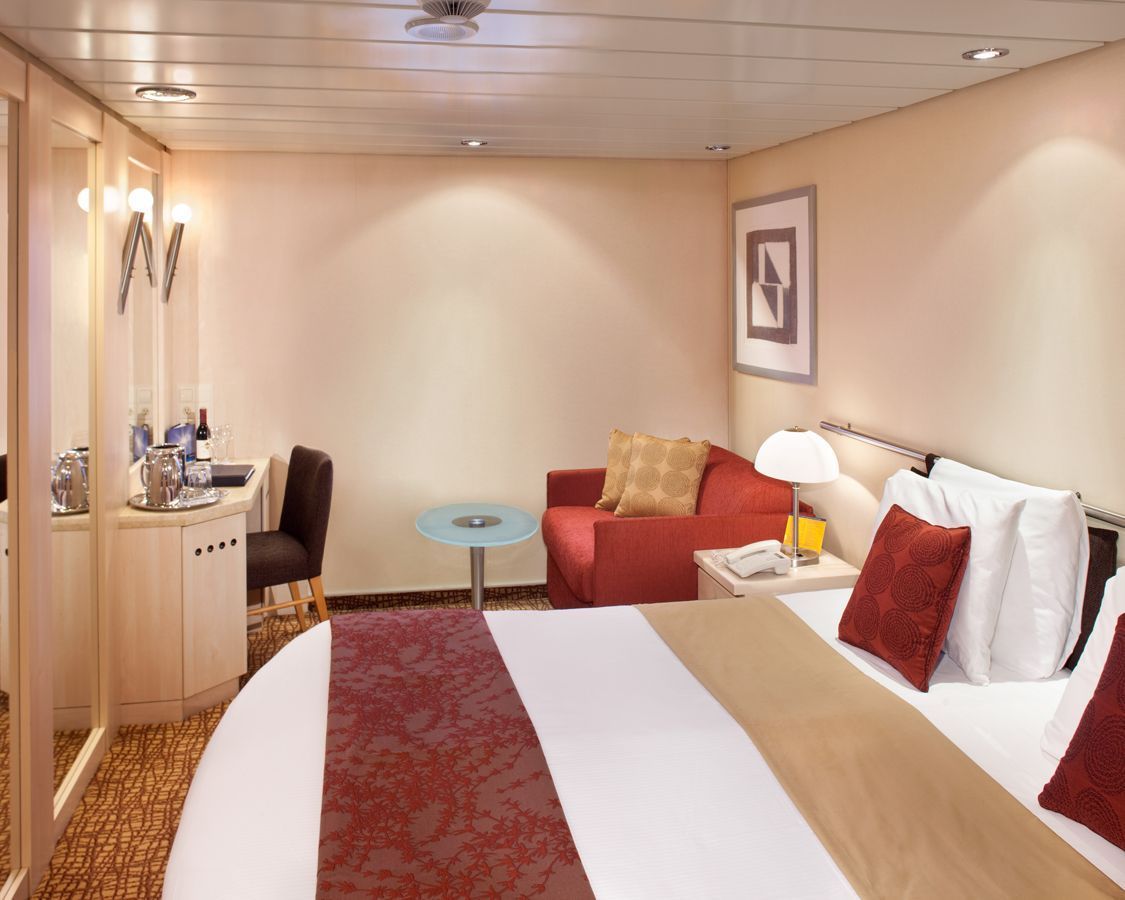 Cabina interioara categoria 12 pe Celebrity Summit