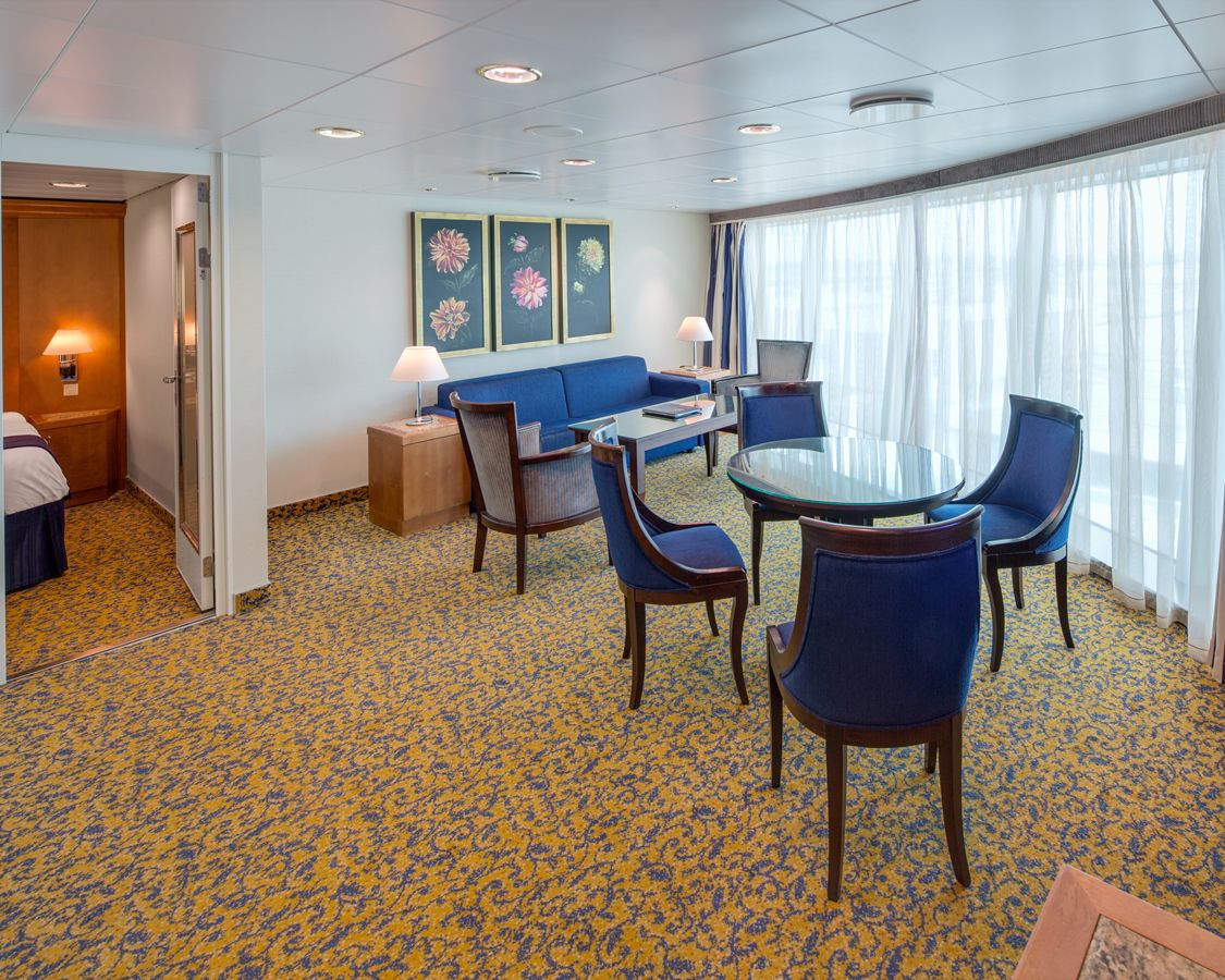 Apartamente pe vasul Jewel of the Seas