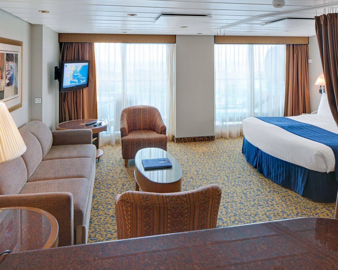 Apartament garantat categoria WS pe Serenade of the Seas