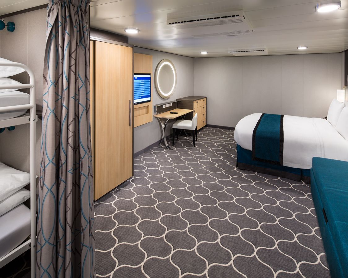 Cabina interioara categoria 1R pe Symphony of the Seas