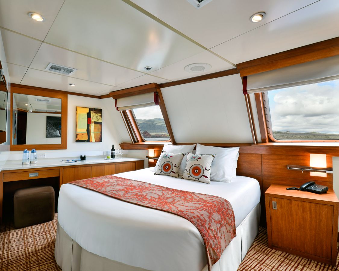Cabina categoria XE pe Celebrity Xperience