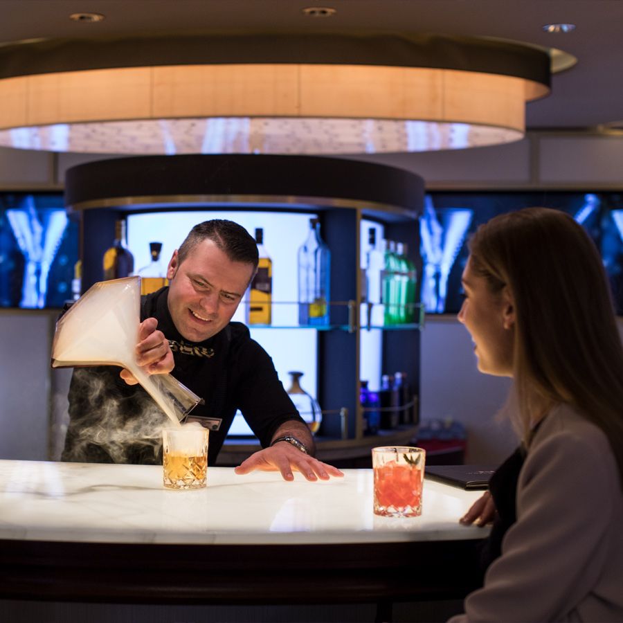 Bar WorldClass pe Celebrity Cruises