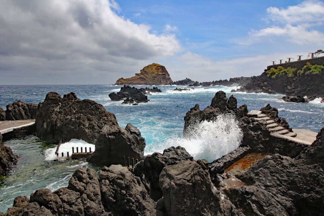 Dupa-amiaza (Porto Moniz, mare, stanci).LTS