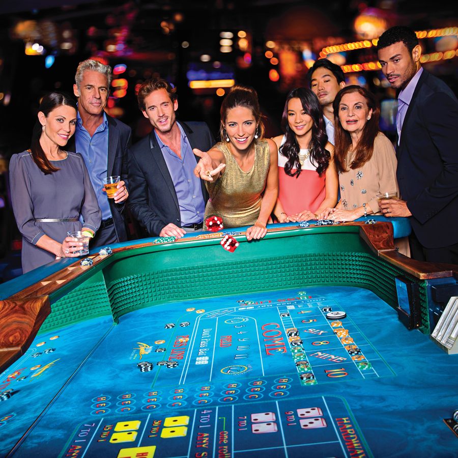 Casino Royale pe Royal Caribbean International