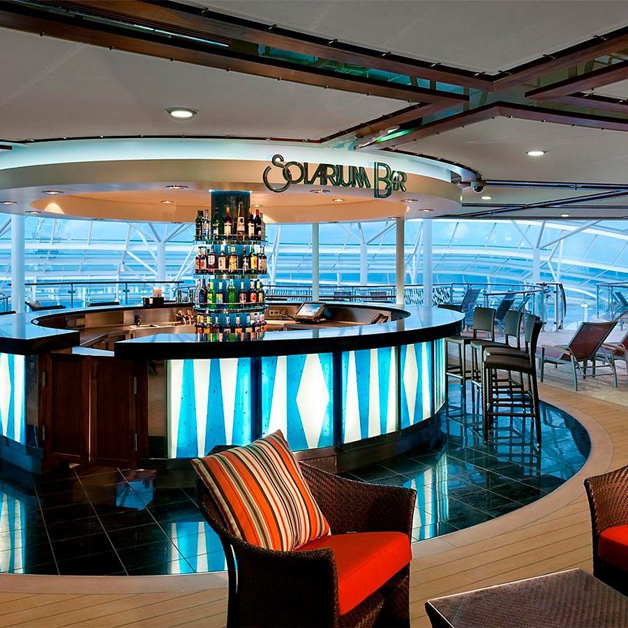 Bar Solarium pe Symphony of the Seas