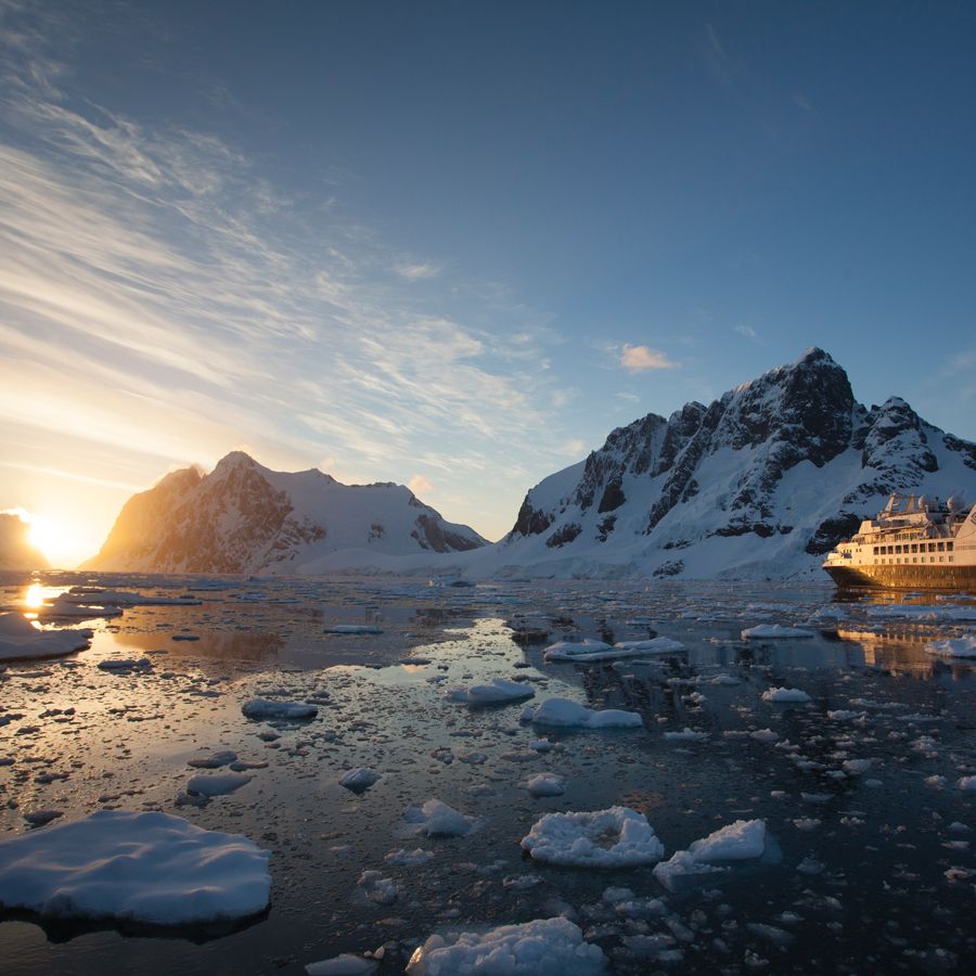 Insula Elephant, Antarctica (pe mare)