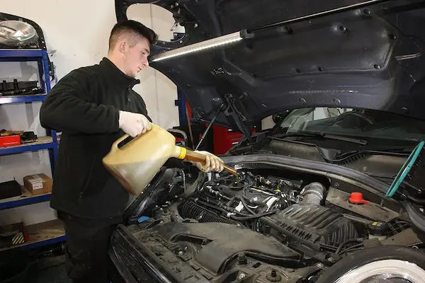 Can You Put Oil In A Hot Car Engine WowOwow can-you-put-oil-in-a-hot-car-engine-wowowow
