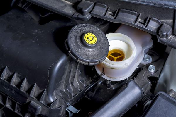 Clean The Reservoir Cap