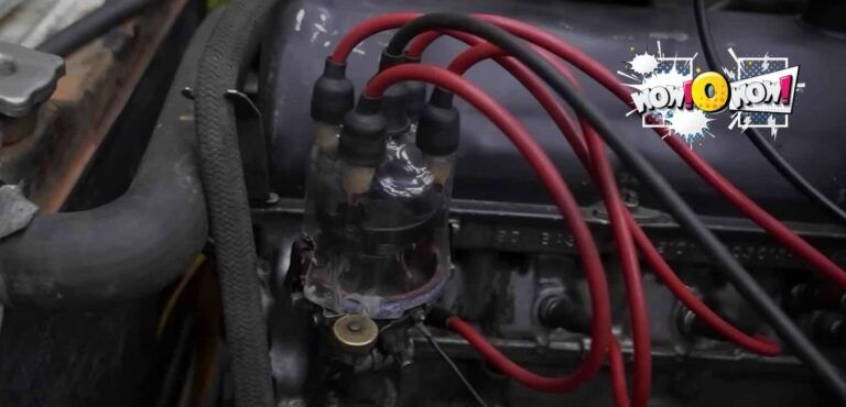 what is a distributor in a car