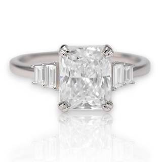 White Gold Plated Sterling Silver Ring with Cubic Zirconia – Elegant Women's Jewelry