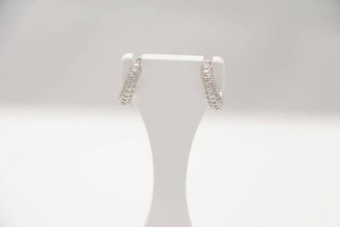 Sparkle and Shine: Sterling Silver Hoop Earrings with Cubic Zirconia Accents - A Must-Have for Every Jewelry Collection!