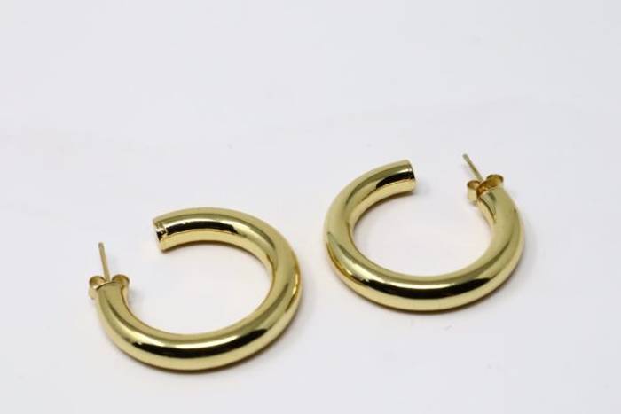 Elegant 18K Gold Plated Simple Circle Hoop Earrings - C Shape Fashion Earrings for Every Occasion - Image 9