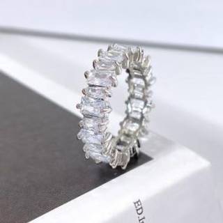 White Gold Plated Sterling Silver Ring with Cubic Zirconia – Elegant Women’s Jewelry