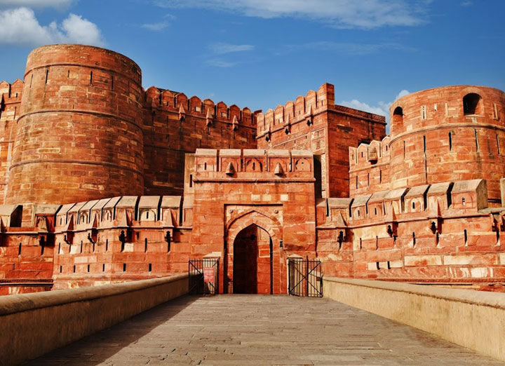 Agra Fort: A magnificent Mughal masterpiece