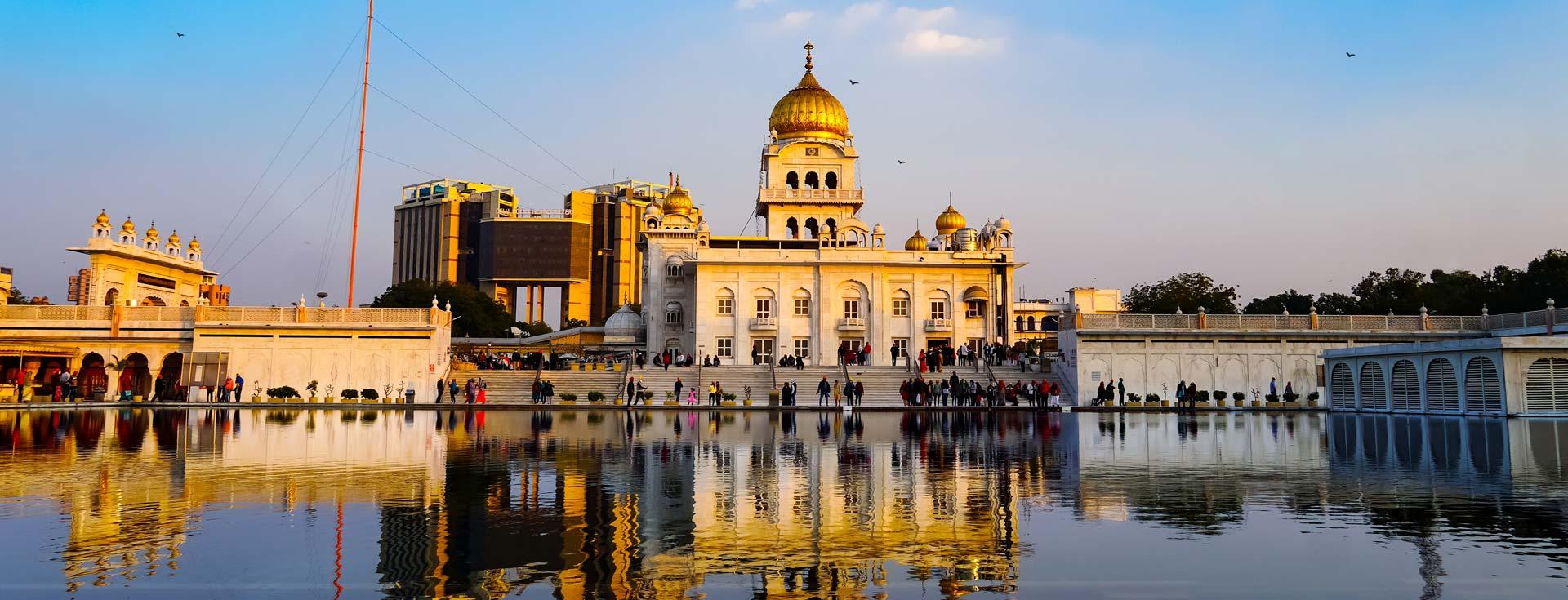 Bangla Sahib Gurdwara: A Sikh Pilgrimage Site in Delhi