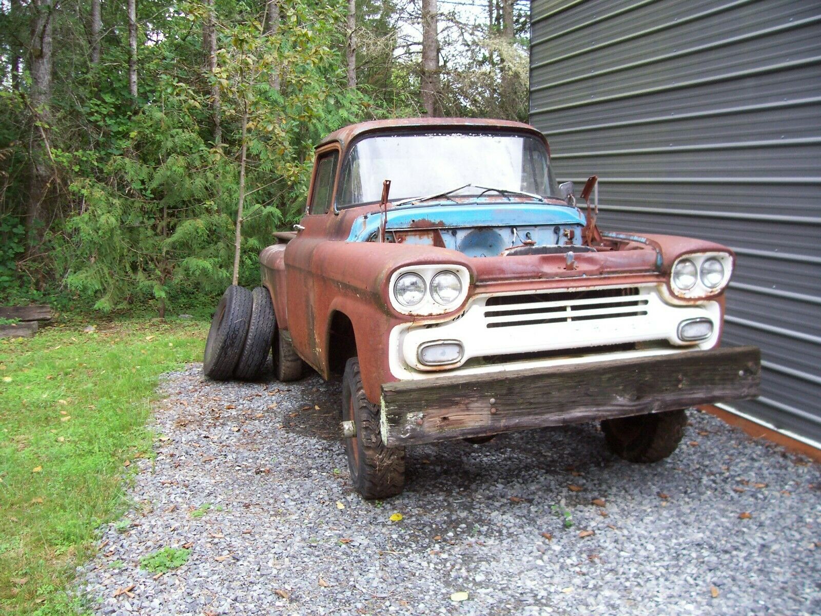 rusty 1959 Chevrolet Pickup project for sale