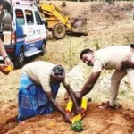 கிறிஸ்தவ மதபோதகரின் உடலை அடக்கம் செய்த இந்து, முஸ்லிம்கள்